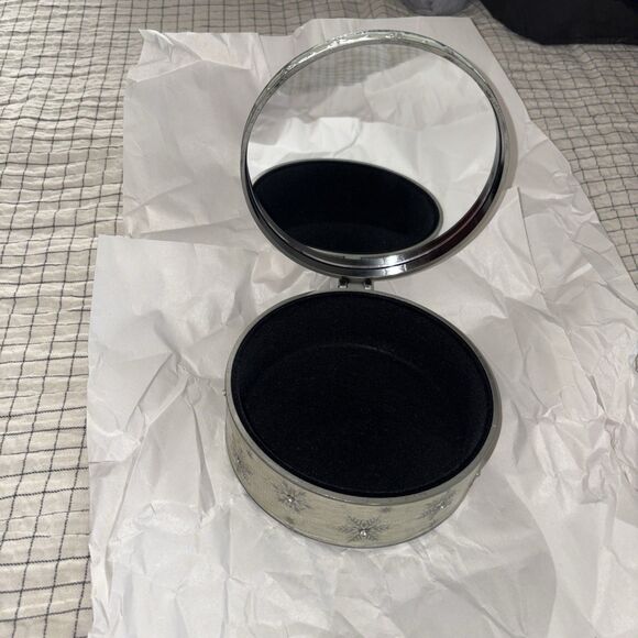 Olivia & Gracie Christmas Snowman Metal/Enamel Jewelry Trinket Box with Mirror - Picture 3 of 7